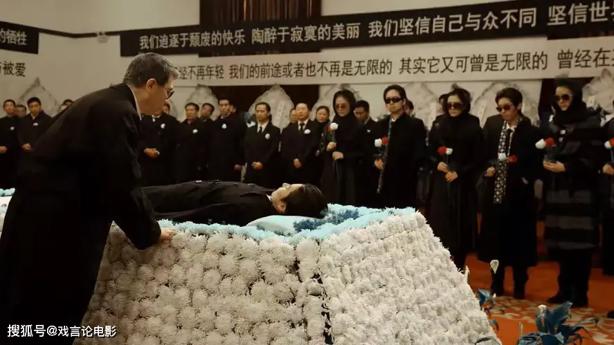 巴托里_巴托里伯爵夫人的故事_巴托里伊丽莎白