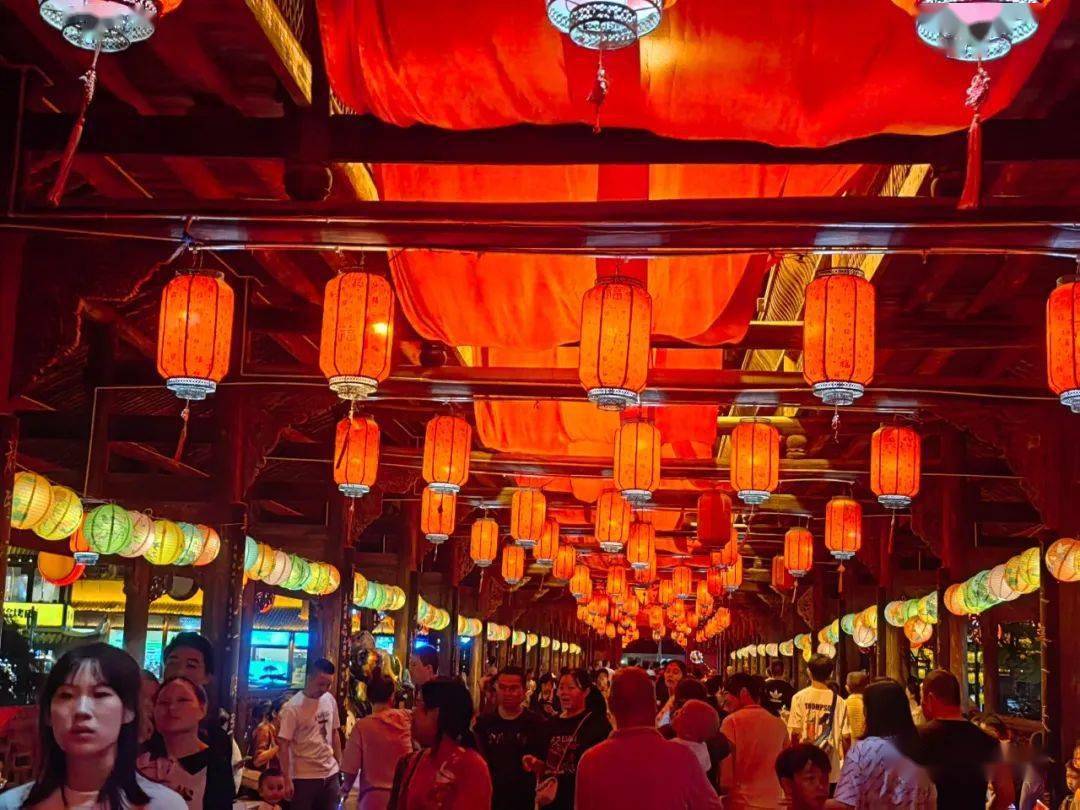 白玉楼挂画_白玉楼什么意思_白玉楼