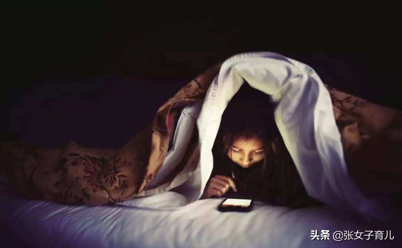 儿童不能玩游戏砸手机_小孩子玩儿的手机游戏_小孩玩游戏砸手机视频