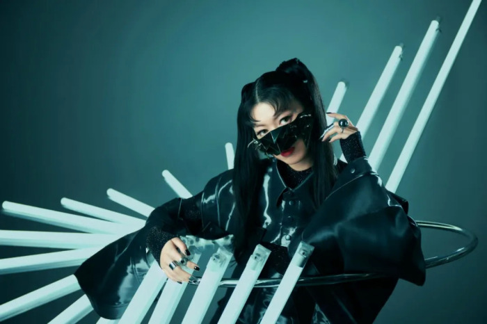 面具姐妹头像_面具后的姐姐_面具姐妹人物设定