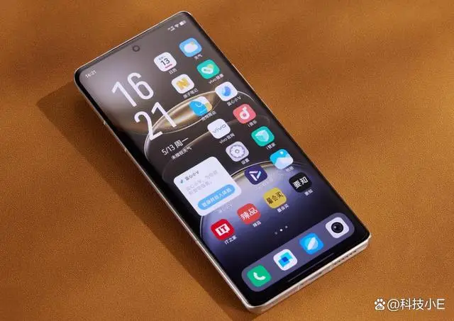 5g智能游戏手机vivo_智能手机游戏排行前十名_hive智能手机游戏