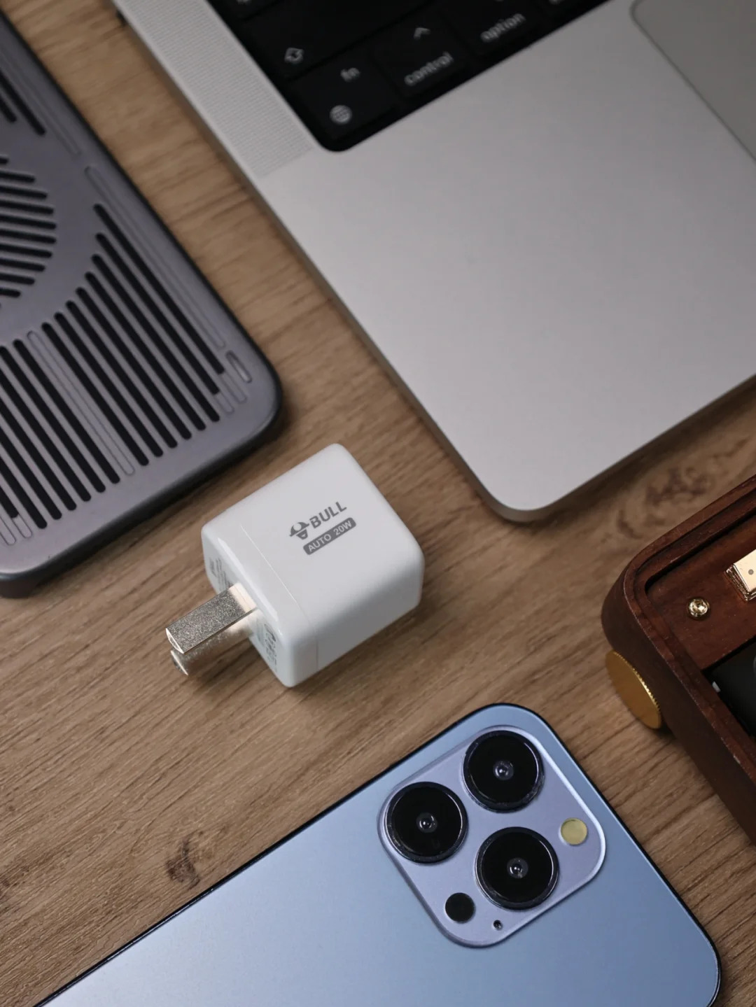 不玩游戏旗舰手机寿命_游戏手机的寿命_游戏手机使用寿命