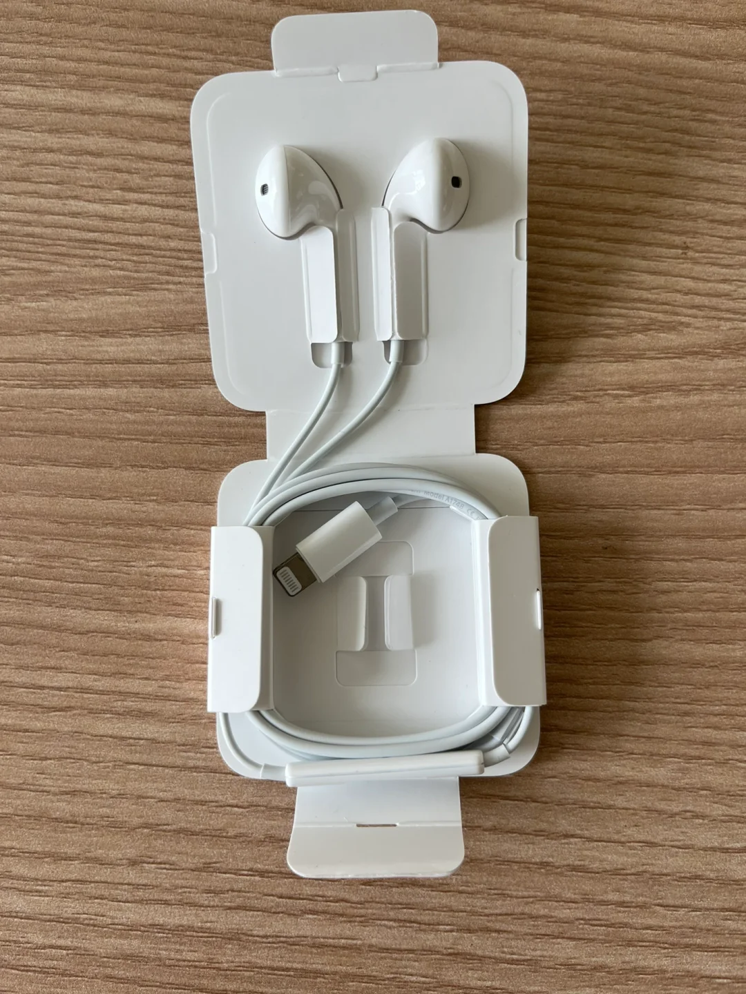 手机给iphone充电_苹果为苹果充电_苹果11首次充电充多久