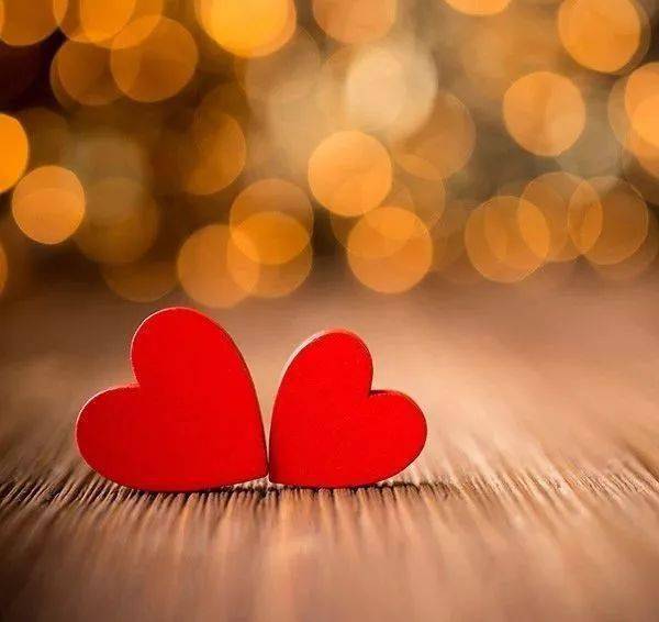 水滴屏的游戏手机_滴水型手机游戏_滴水游戏过关技巧