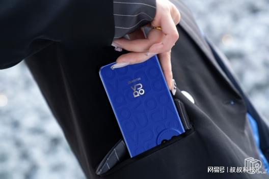 nova手机游戏支架_手机游戏支架推荐_手机支架玩游戏