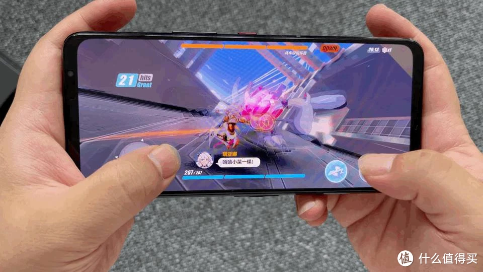 最顶配的游戏手机_顶级搭配手机游戏有哪些_顶级游戏手机搭配