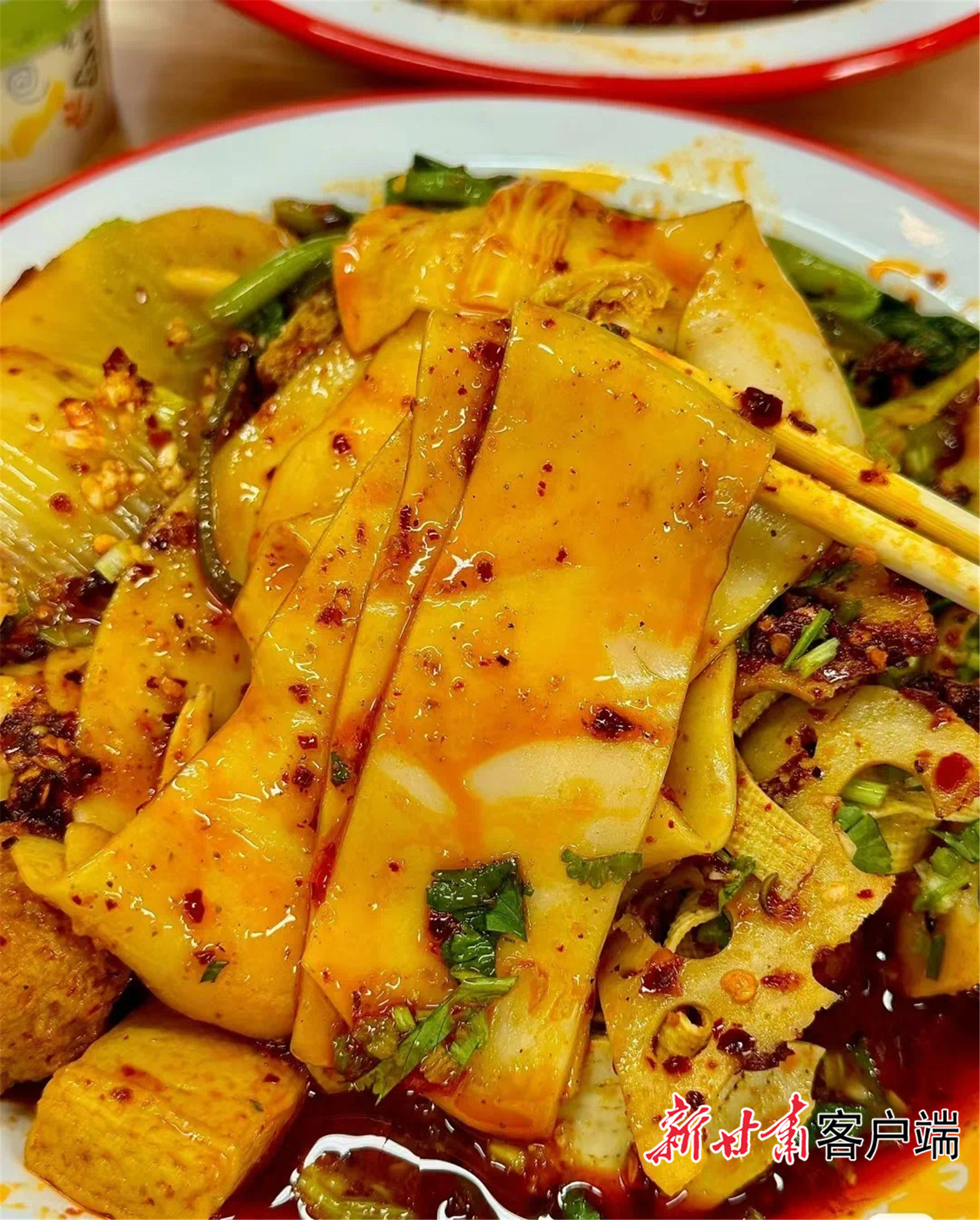 皂白不分是什么生肖_两虎相争分高低猜生肖_一根头发分八瓣细的很打一生肖