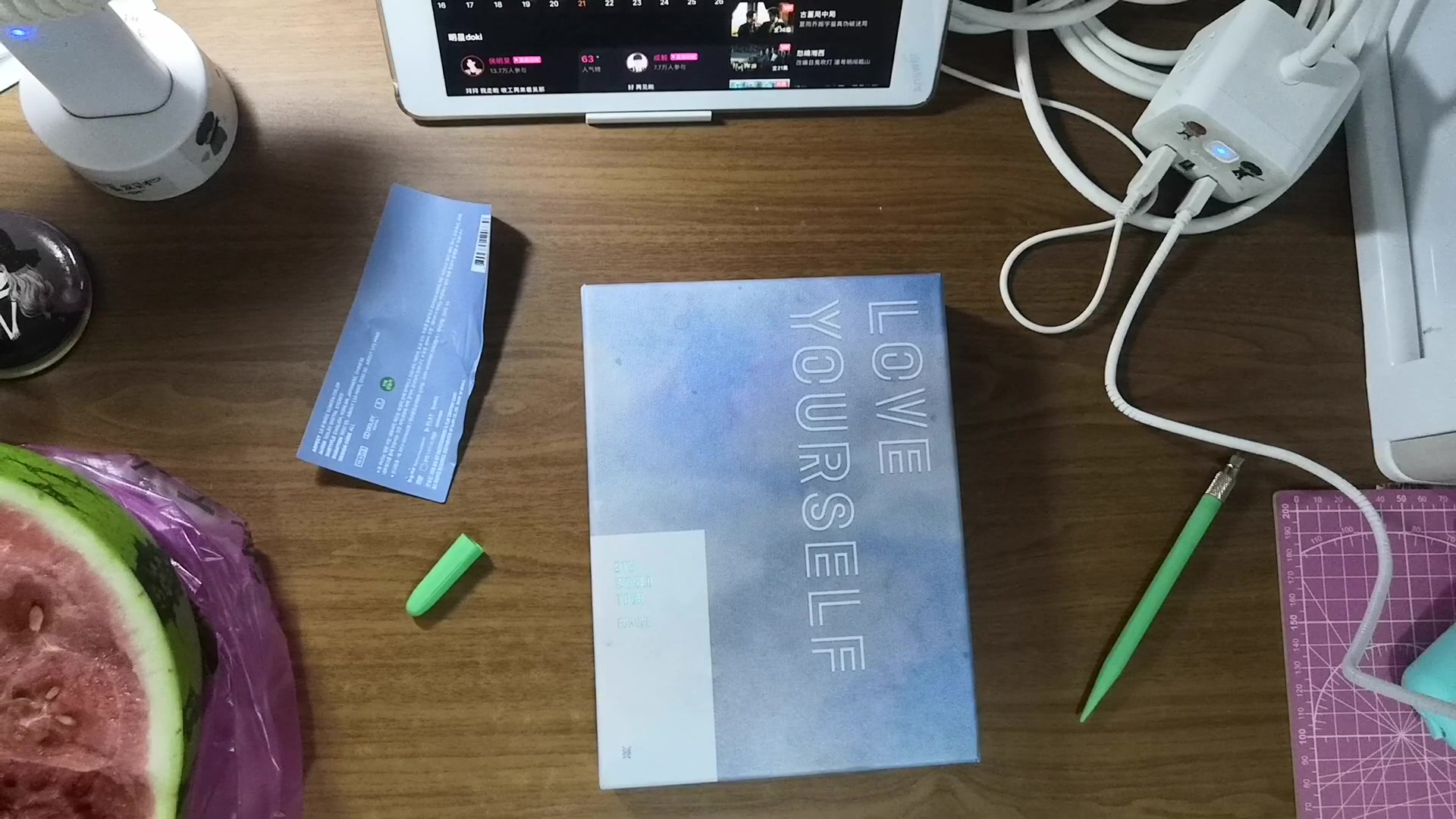 防弹游戏手机开箱_防弹army游戏_防弹跑弹里的游戏