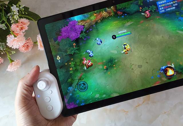 平板电脑可以打手机游戏吗_平板手机可以打游戏吗_步步科平板手机能打游戏吗