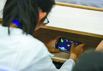 大人能不能玩游戏_大人手机玩游戏能退吗_大人才能玩的手机游戏