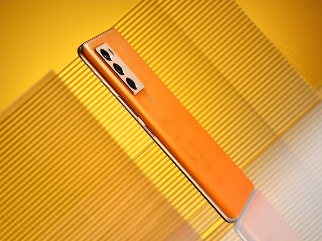 旗舰手机游戏性能排行_2020旗舰游戏手机_旗舰手机游戏发热实测