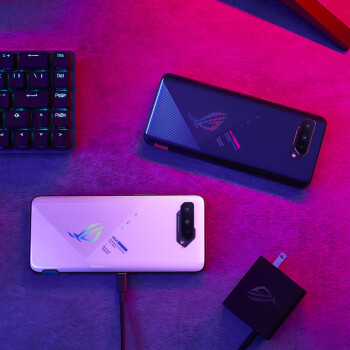 手机屏幕玩游戏_把手机当显示器玩游戏好吗_手机玩游戏屏幕显示不全怎么办