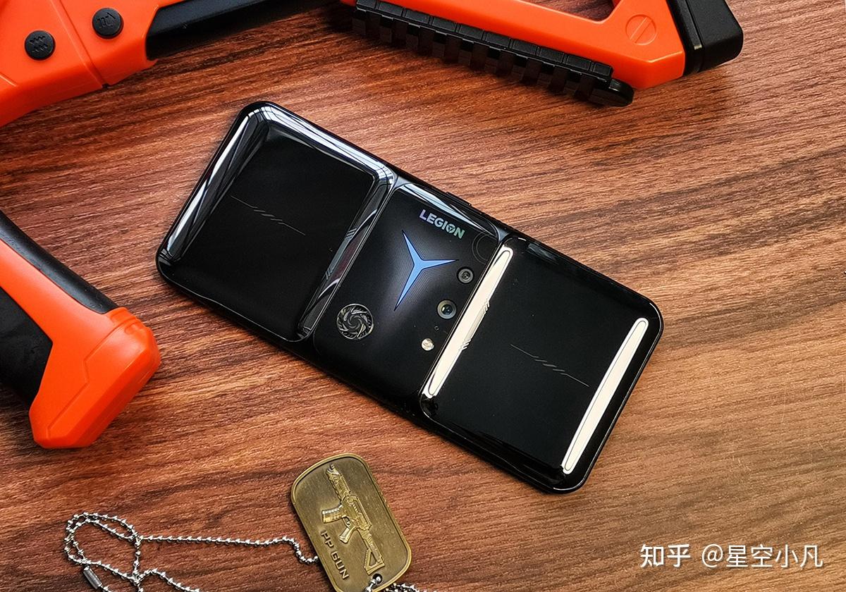 最强玩游戏手机_300元打游戏最强手机_最强大的游戏手机