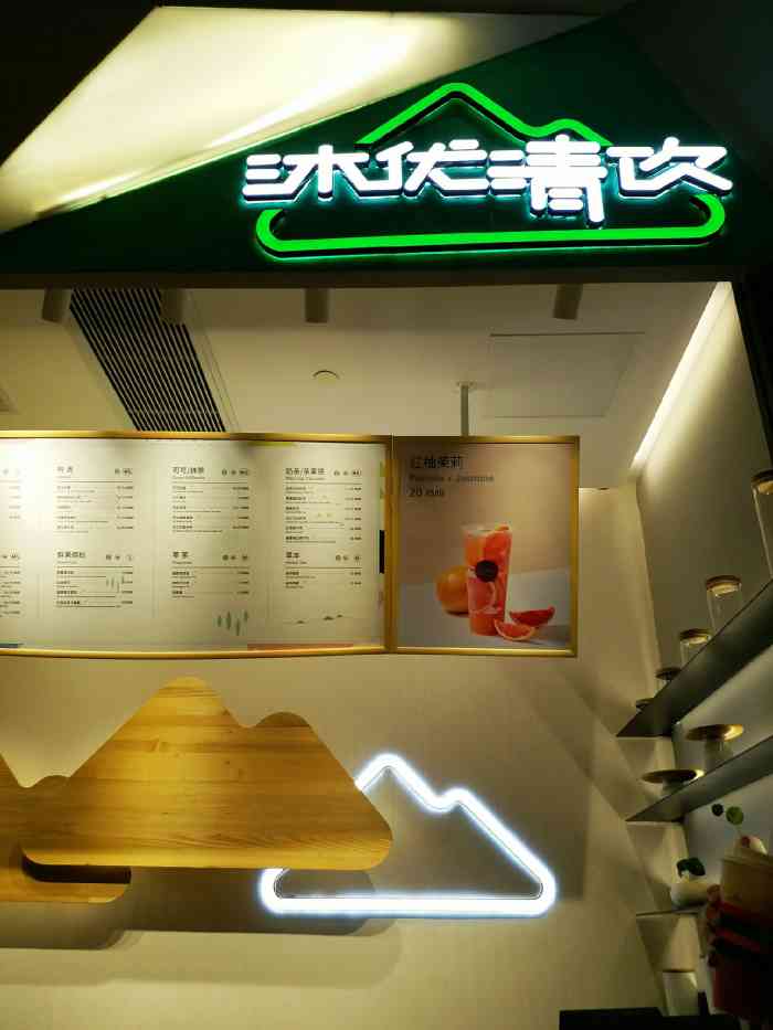 卡塔丽娜丹尼斯_卡塔丽娜_卡塔丽娜丹尼斯