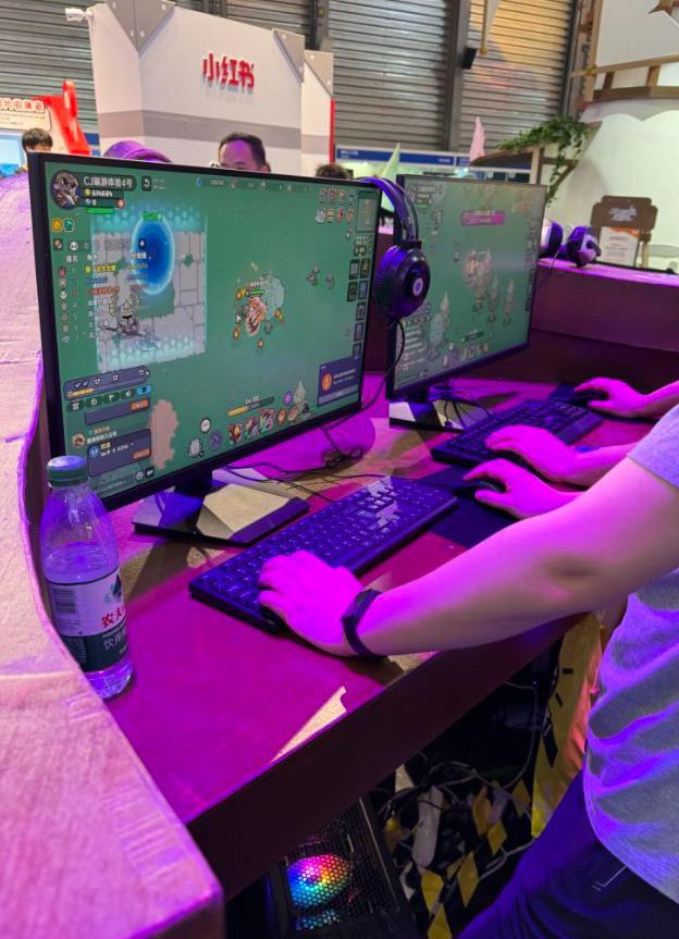 电梯游戏app_电梯里玩手机的游戏叫啥_电梯游戏是什么