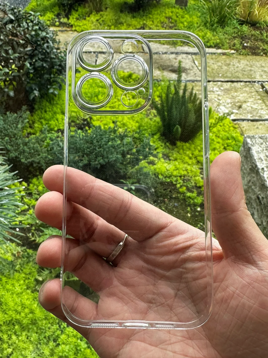 带着手机壳玩游戏_戴手机壳玩游戏好不好女生_带着手机壳打游戏好吗