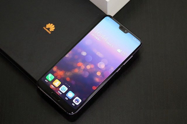 2019玩游戏性能最好的手机_玩手游性能好的手机_高性能手机必玩游戏