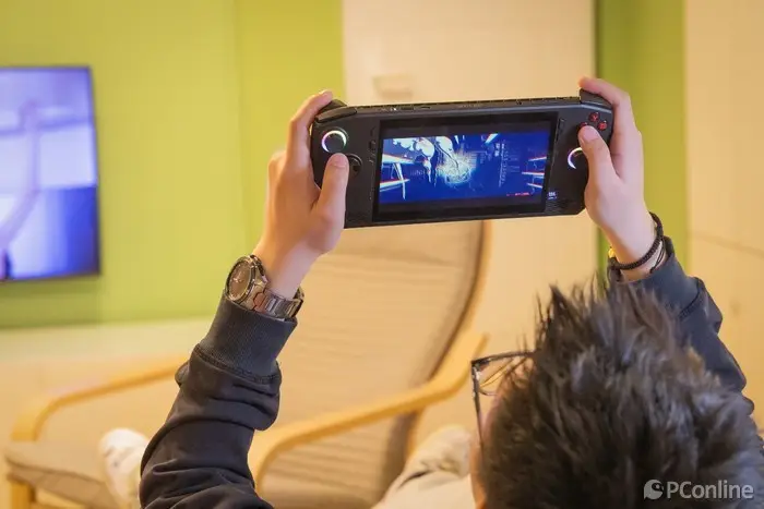 手机游戏用什么语言开发_手机游戏用什么开发的_第一款游戏手机怎么用的