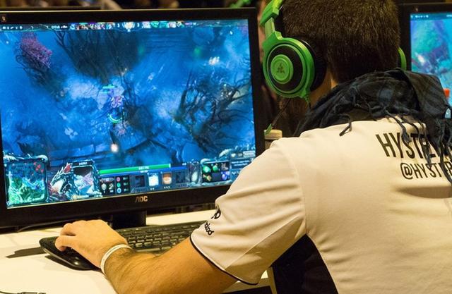 手机游戏2021年人气排行_游戏人app_2019手机游戏人气第一