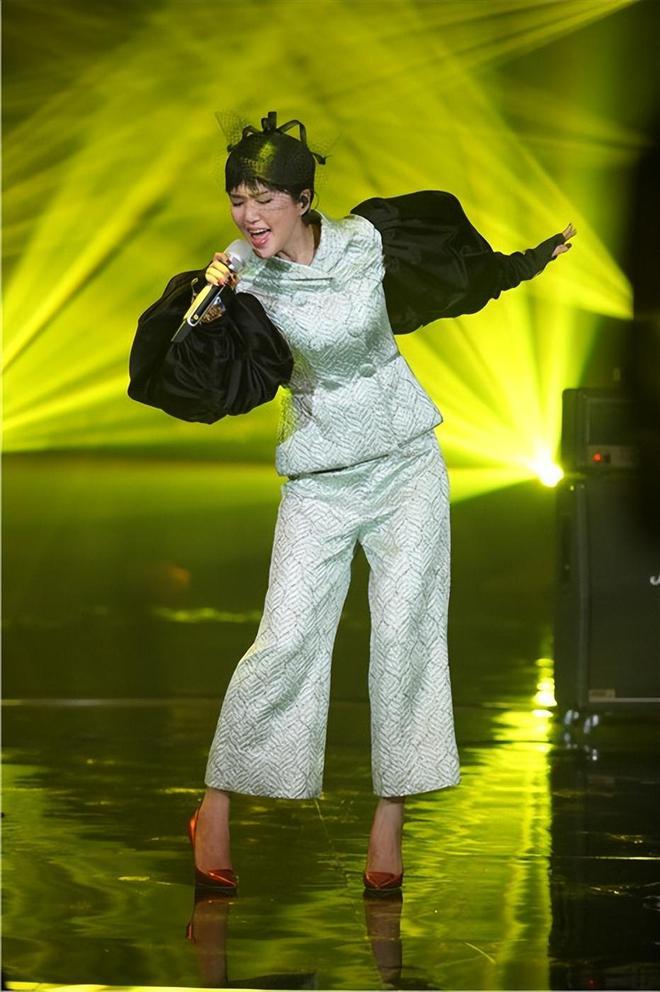 米雅的精灵王国中文版免费观看_米雅_米雅诗防脱洗发露