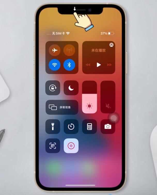 到底怎么用手机玩游戏不卡_卡玩手机游戏用什么手柄_玩游戏手机卡吗