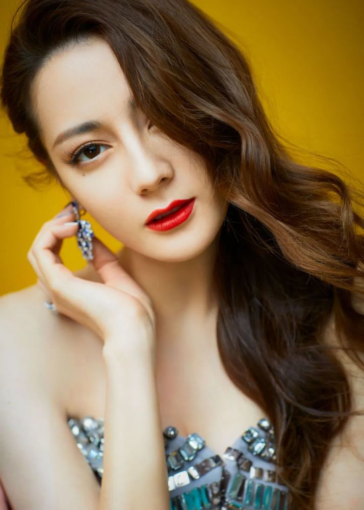 代言巴迪丽热手机游戏怎么样_迪丽热巴代言手机游戏_迪丽热巴代言的游戏视频