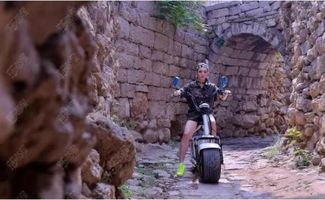 《 寻味秘盗 》飞云电影